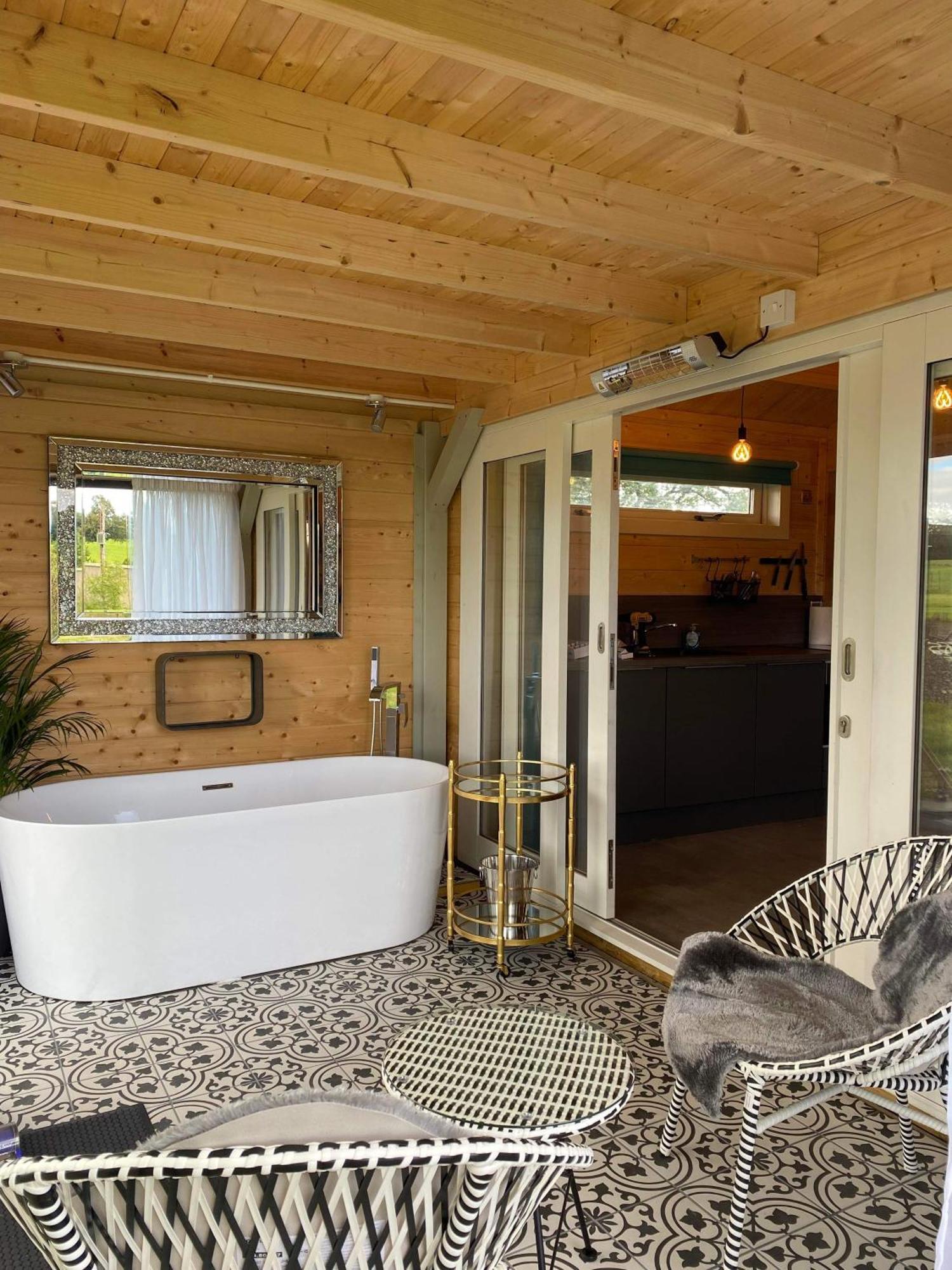 Dunroamin Lodges Drymen Rum bild